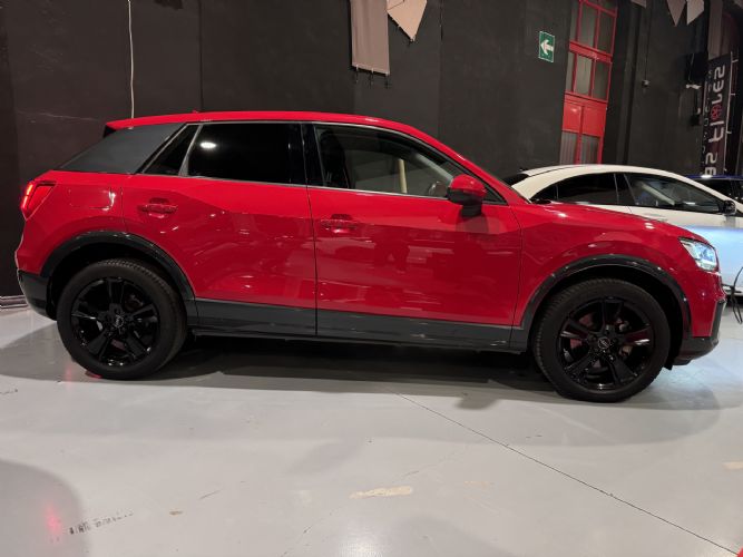 AUDIQ2 1.6 TDI DESING EDITION 116CV