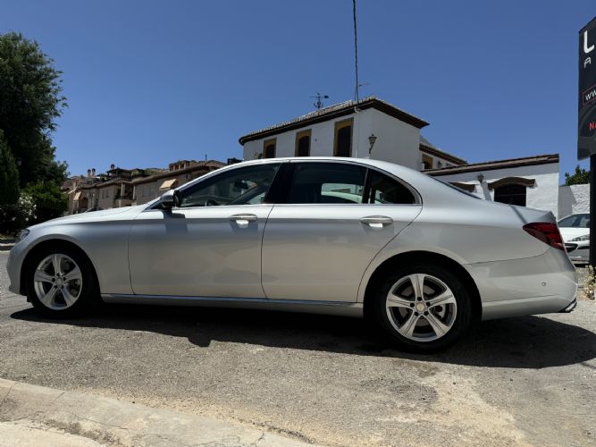 MERCEDESE220D AVANTGARDE 194 CV