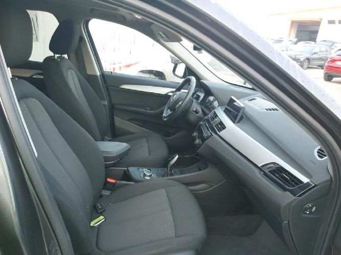 BMWX1 SDRIVE18I 140CV