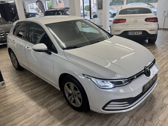 VOLKSWAGENGOLF VIII eTSI 1.0 TSI 110CV