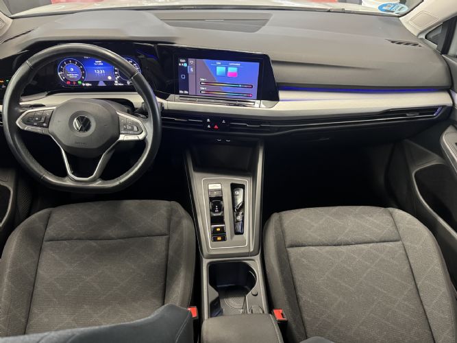 VOLKSWAGENGOLF VIII eTSI 1.0 TSI 110CV