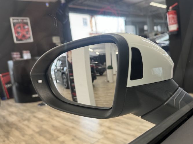 VOLKSWAGENGOLF VIII eTSI 1.0 TSI 110CV