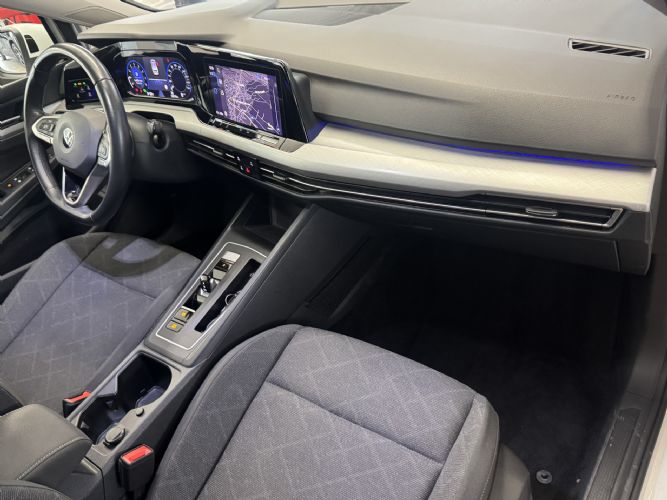 VOLKSWAGENGOLF VIII eTSI 1.0 TSI 110CV