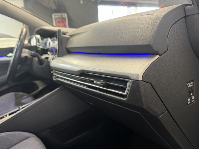 VOLKSWAGENGOLF VIII eTSI 1.0 TSI 110CV