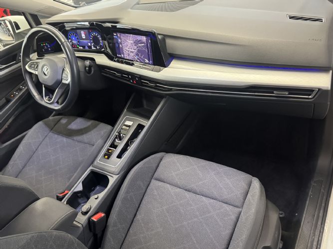 VOLKSWAGENGOLF VIII eTSI 1.0 TSI 110CV