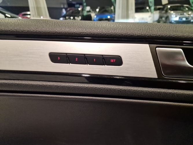 VOLKSWAGENTOUAREG 3.0 V6 TDI AUTO. 245CV BLUEMOTION PREMIUM