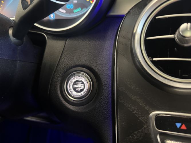 MERCEDESGLC 300 4MATIC AMG