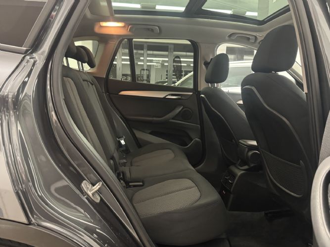 BMWX1 SDRIVE18I 140CV