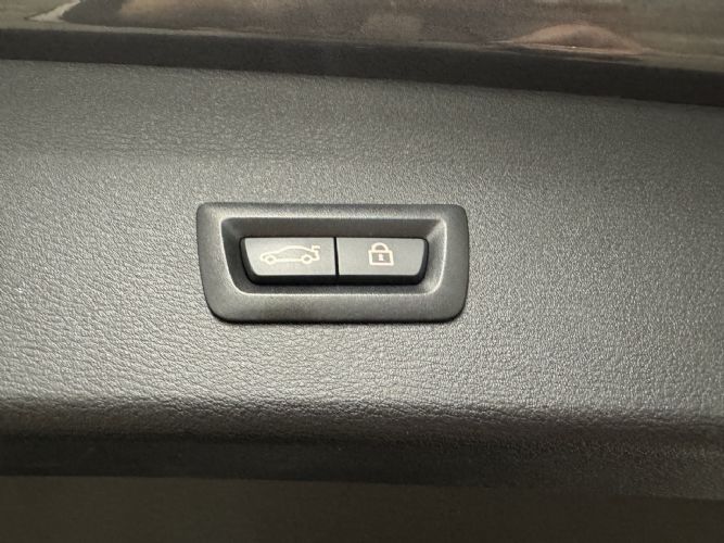 BMWX1 SDRIVE18I 140CV