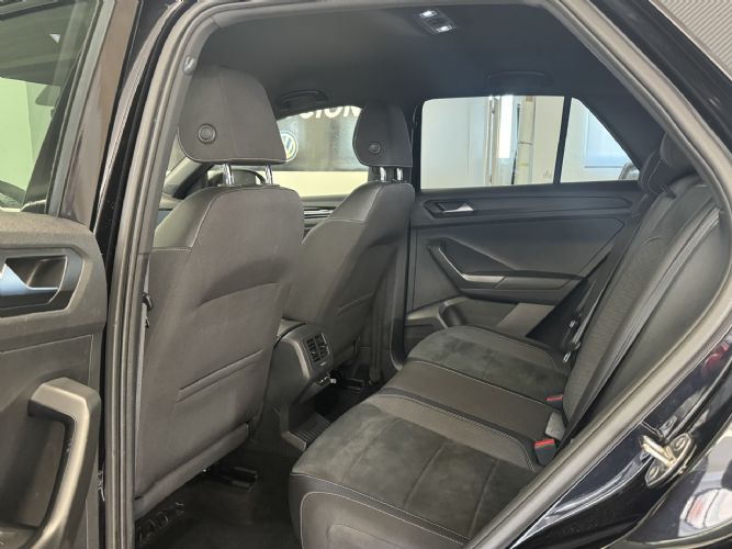 VOLKSWAGENT-ROC RLINE 2.0 TDI DSG 150CV BLACK STYLE