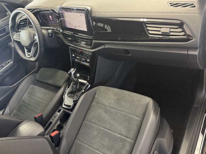 VOLKSWAGENT-ROC RLINE 2.0 TDI DSG 150CV BLACK STYLE