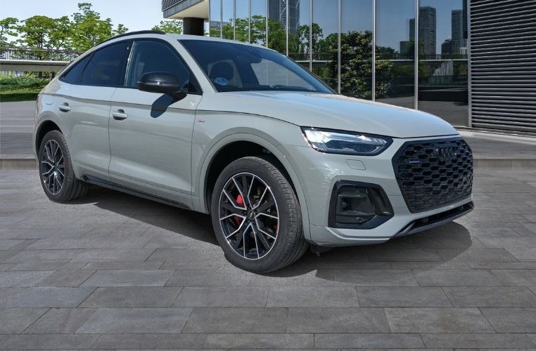 AUDIAUDI Q5 SPORTBACK Black Line 50 TFSIe QUATTRO