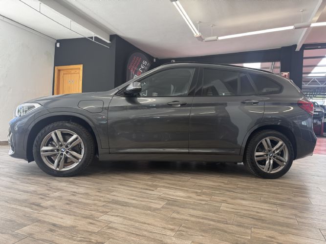 BMWX1 xDrive 25 e Pack M 220CV