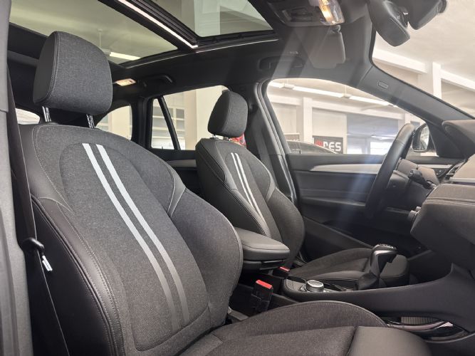 BMWX1 xDrive 25 e Pack M 220CV