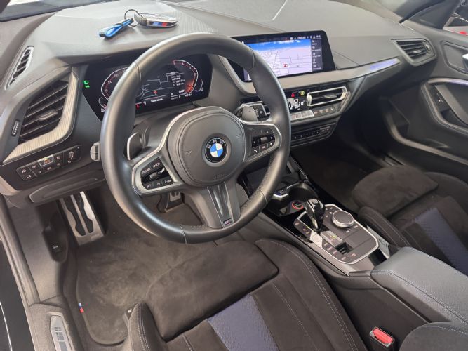 BMW118D M SPORT