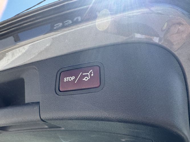 MERCEDESGLA 200D AMG