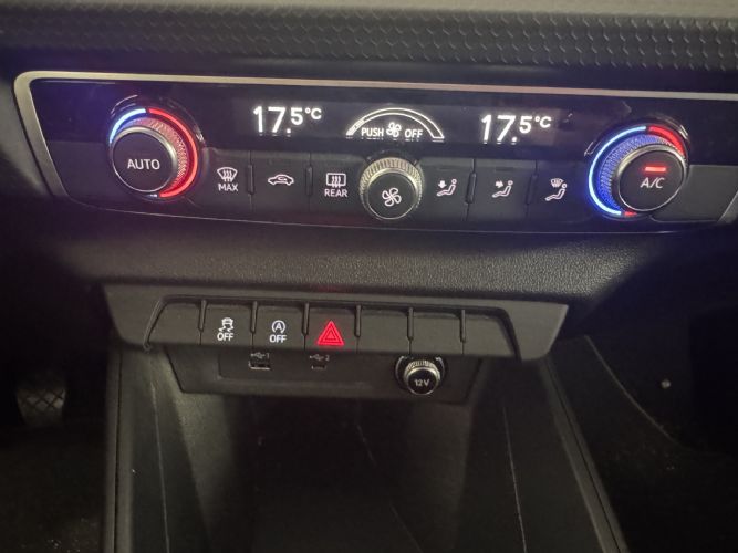 AUDIA1 SPORTBACK 30 TFSI SLINE 