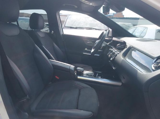 MERCEDESGLA 250e AMG