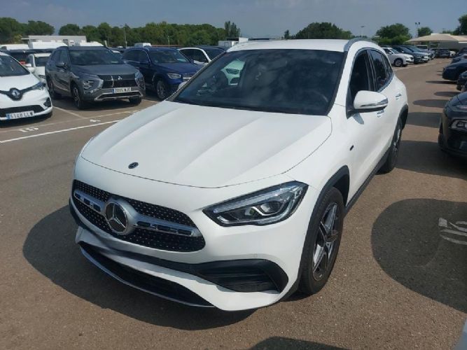 MERCEDESGLA 250e AMG