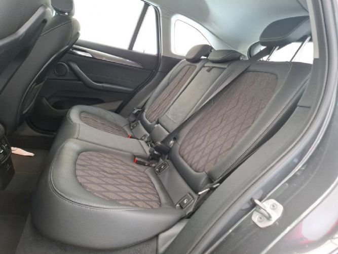 BMWX1 XDRIVE 25e 220CV
