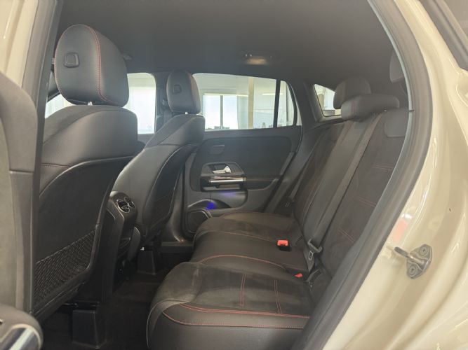 MERCEDESGLA 250e AMG