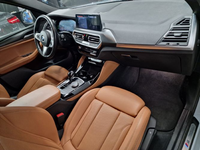 BMWX4 xDRIVE 20D Pack M