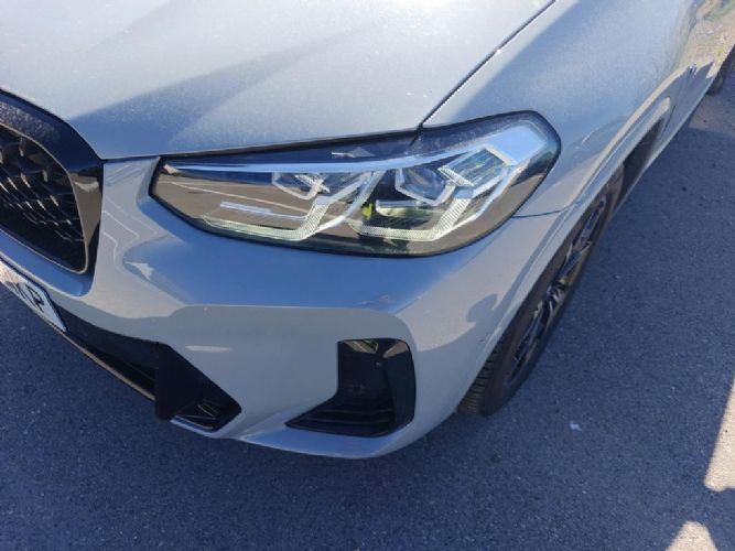 BMWX4 xDRIVE 20D Pack M