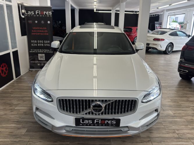 VOLVOV90 CROSS COUNTRY D4 190CV OCEAN RACE