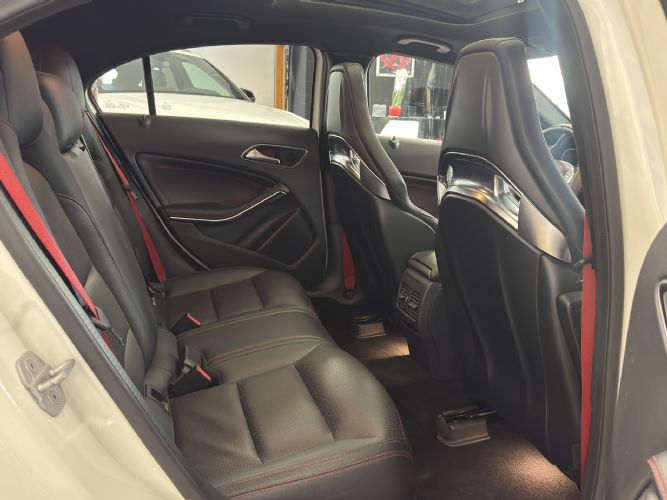 MERCEDESA45 AMG 4MATIC