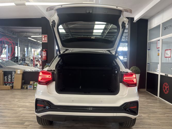 AUDIQ2 35 TDI 150CV BLACK LINE STRONIC