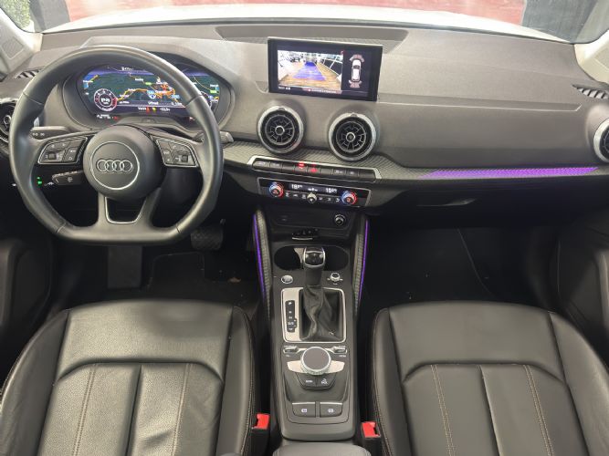 AUDIQ2 35 TDI 150CV BLACK LINE STRONIC