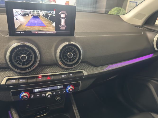 AUDIQ2 35 TDI 150CV BLACK LINE STRONIC
