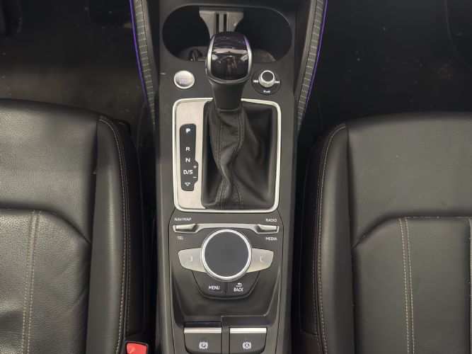 AUDIQ2 35 TDI 150CV BLACK LINE STRONIC
