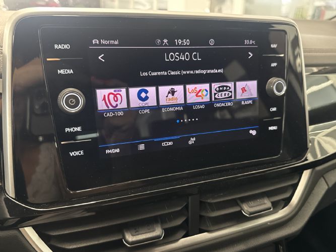 VOLKSWAGENT-ROC 2.0 TDI RLINE 110KW 150CV DSG
