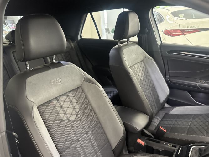 VOLKSWAGENT-ROC 2.0 TDI RLINE 110KW 150CV DSG