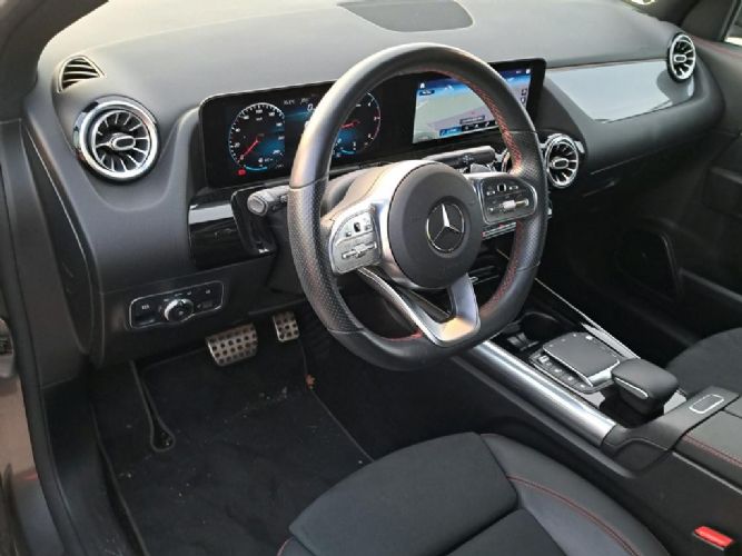 MERCEDESGLA 200D AMG 8GDCT